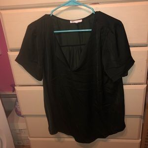 Solid pleated blouse
